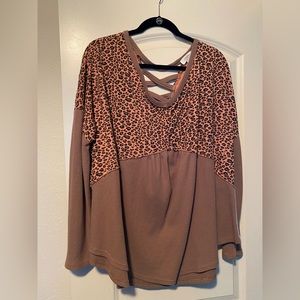 Umgee Top with sleeve